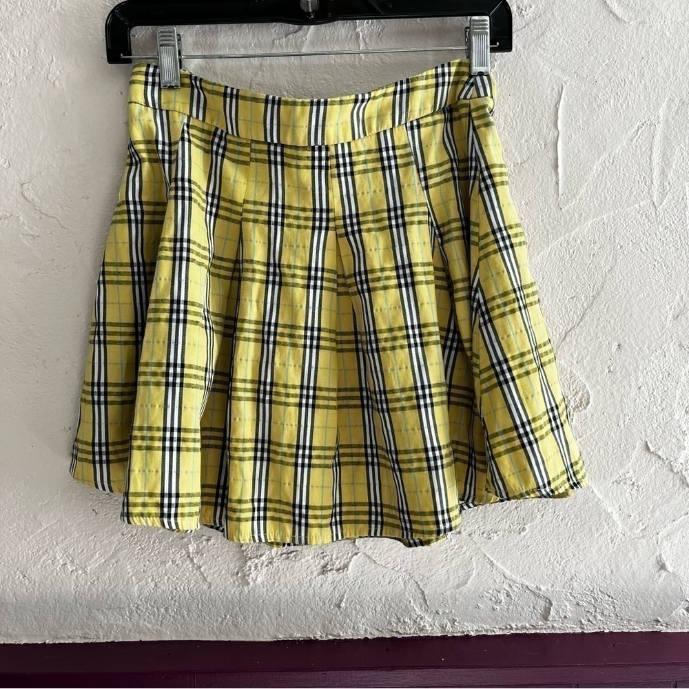 SHEIN Plaid Pleated Mini Skirt Size Snall